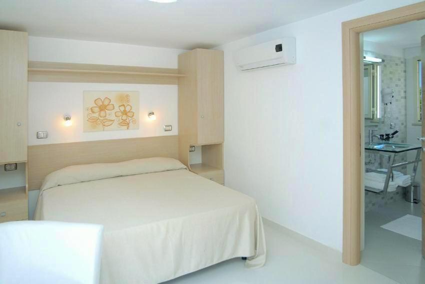 B&B Ala Marina ペスキチ 部屋 写真